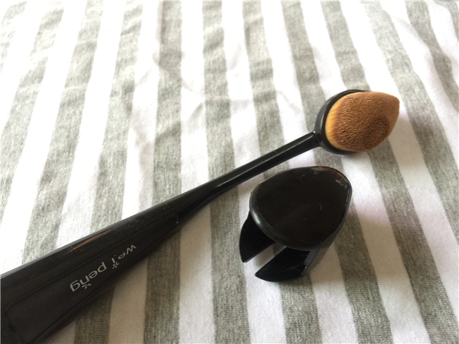 化妆刷怎么用 化妆新手必学的化妆刷使用方法和保养TIPS