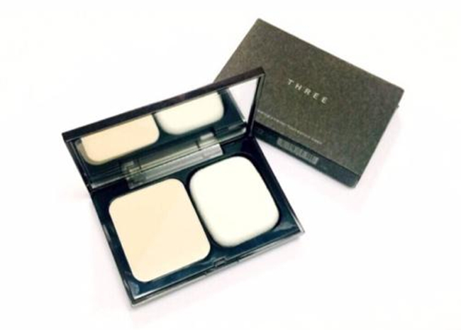 什么牌子的粉饼最细腻 保湿遮瑕粉饼推荐粉质超细腻