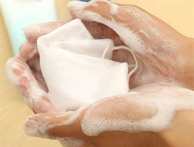 起泡网怎么用 手把手教你打出丰富的细腻泡沫