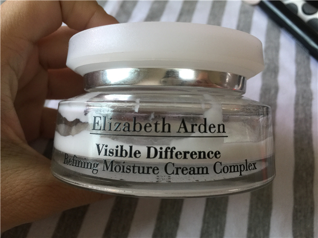 面霜和晚霜的区别 日霜晚霜的用法禁忌不能乱用