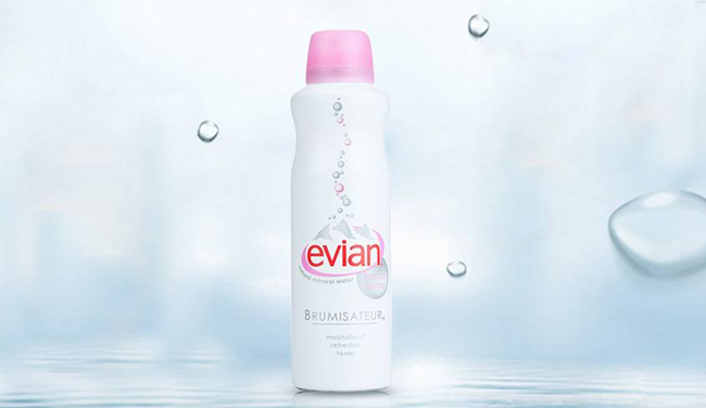 依云喷雾怎么样 喷雾超级细腻办公室必备的补水神器