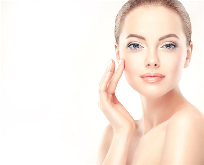 哪款收缩毛孔的产品好 毛孔清洁神器帮你解决毛孔粗大问题