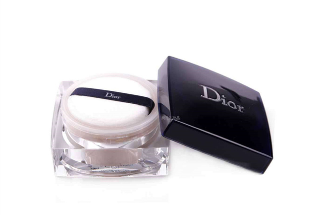 散粉哪个牌子好 值得剁手的6款散粉完美打造无暇底妆