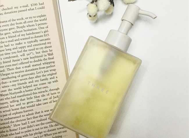 卸妆水好还是卸妆油好 卸妆能力大PK！哪瓶值得MM们拔草