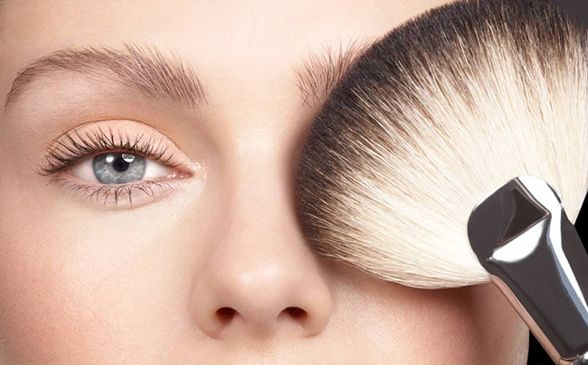 伪素颜妆化妆步骤 素颜心机妆勾勾手指头就能拐走男神