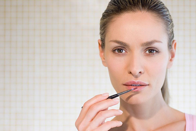 伪素颜妆化妆步骤 素颜心机妆勾勾手指头就能拐走男神