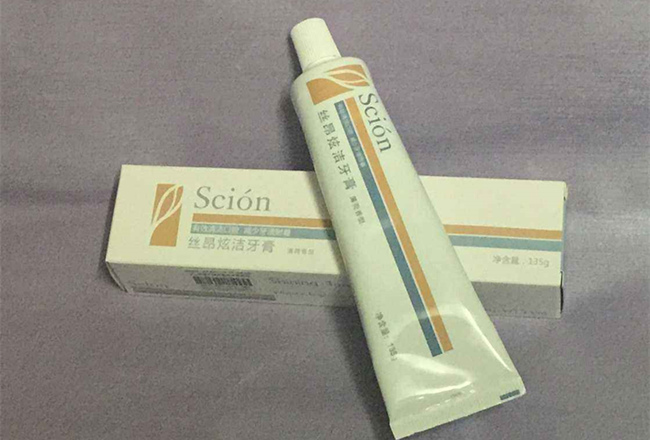 牙膏加什么可以祛斑 白牙膏加一物能祛掉斑点是真的喔