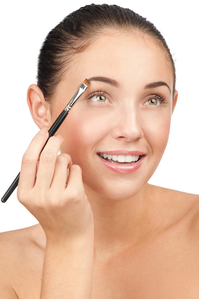 新手党怎么画眉毛 四款常见易上手眉毛画法轻松get