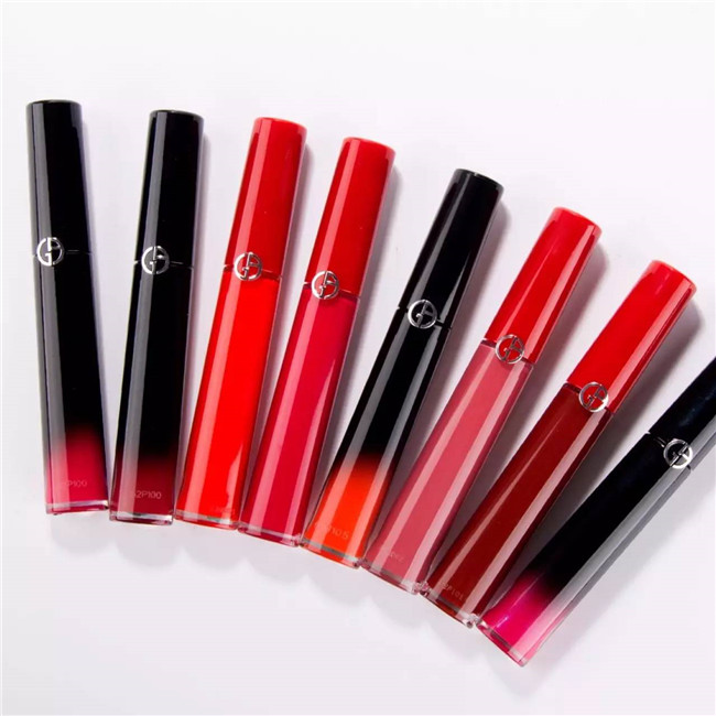 阿玛尼红管跟黑管区别 菇凉们想要红管还是黑管呢