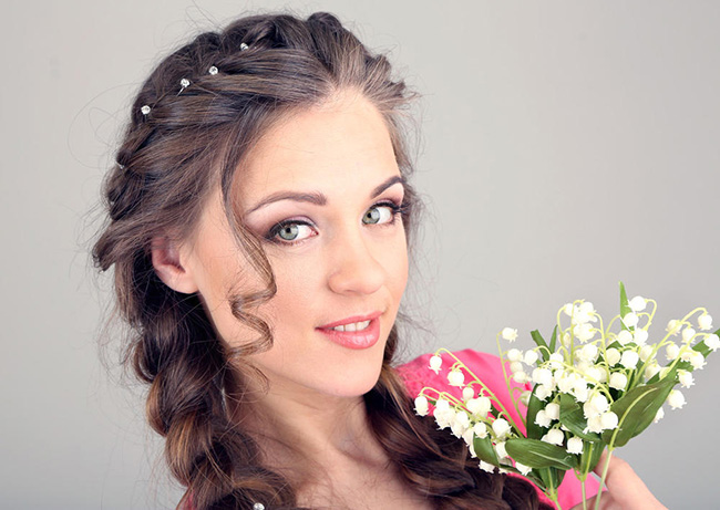 怎样化妆让眼睛变大 10分钟化身日系无辜大眼仙女