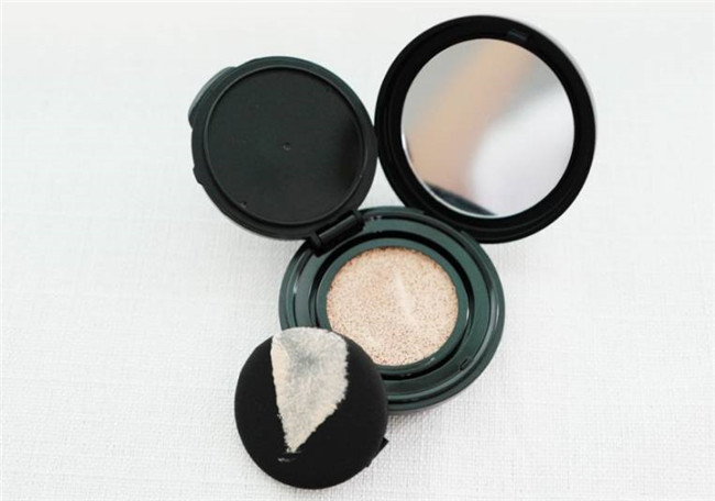 Nars气垫好用吗 亚洲女孩吃土都要拔草的大牌气垫