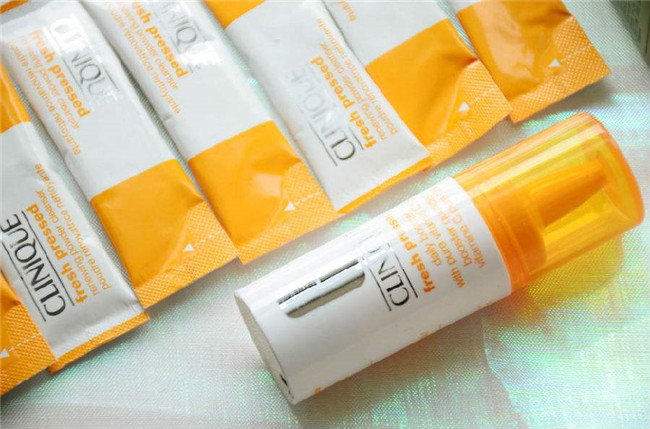 倩碧vc精华液怎么样 大油皮中年少女肌肤救星