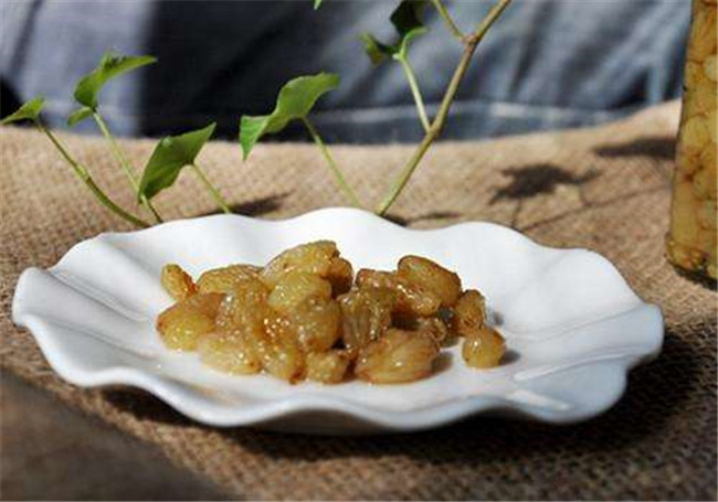 醋泡葡萄干减肥科学吗 醋泡葡萄干功效神奇不容小觑