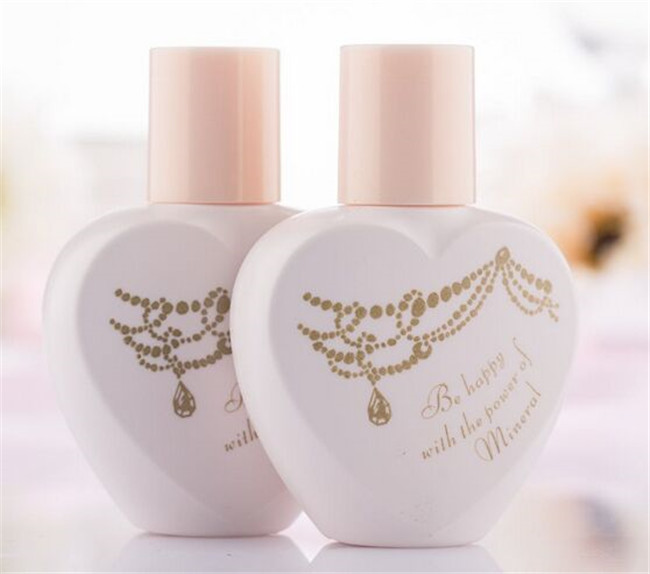 好用的平价粉底液 7款百元内剁手粉底液学生党首选