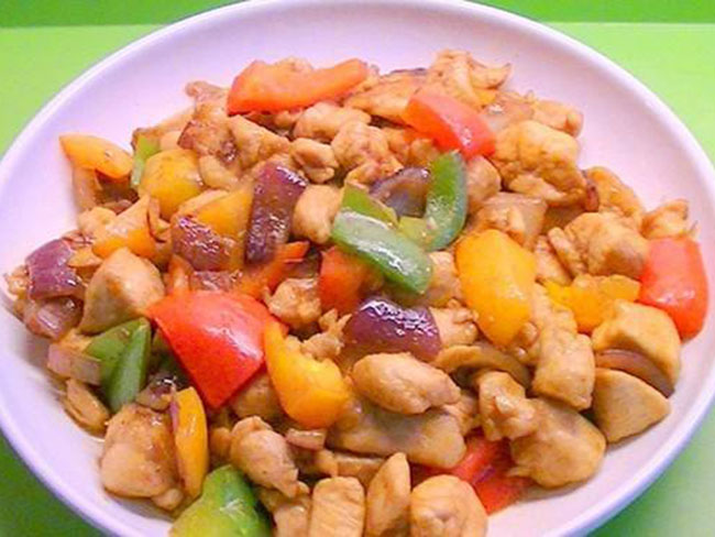 鸡胸肉健身餐做法大全 六种美味做法减肥美食两不误