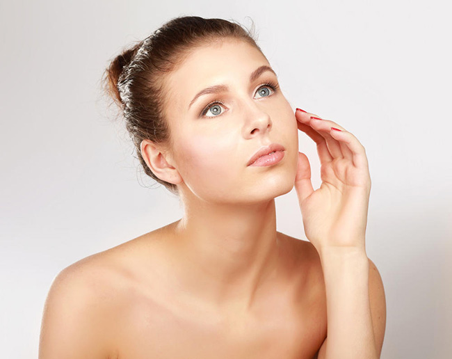 眼唇卸妆液可以卸脸妆吗 卸妆六大误区小心别踩中