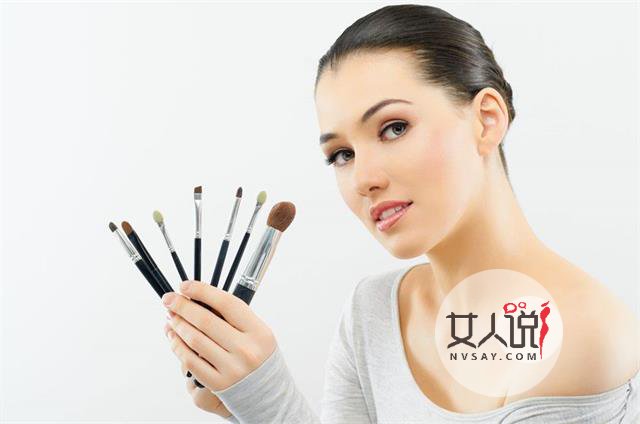 作为女生,学习化妆是件很必要的事!