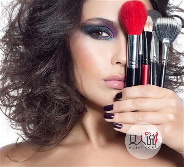 作为女生,学习化妆是件很必要的事!