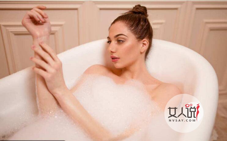 美女洗澡的时候要注意什么!切勿踩雷哦!