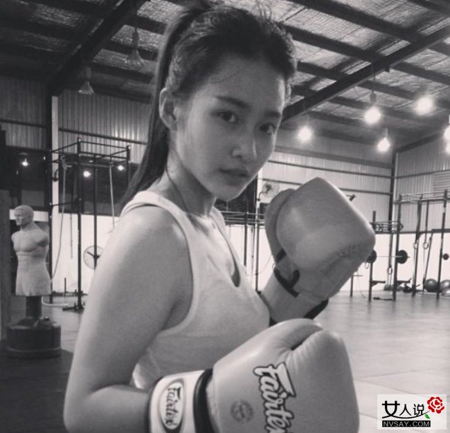 越南拳击美少女黎颜 选美搏斗双冠军惊动成龙欲合作电影