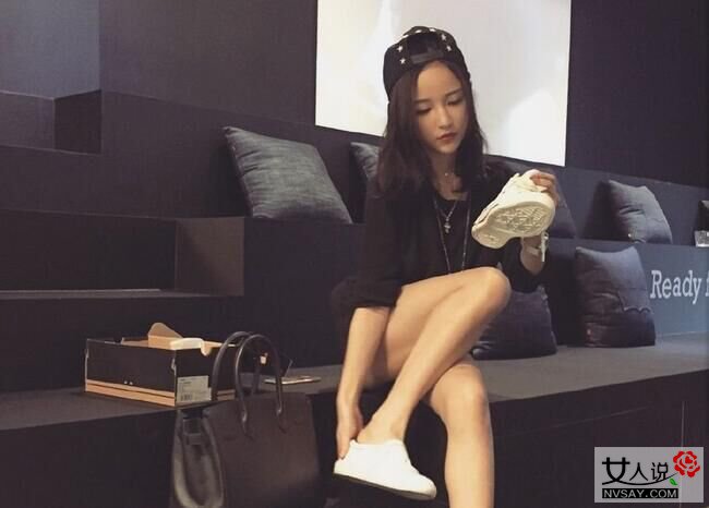 雪梨朱宸慧 傍国民老公恋爱疑实则为博上位出风头