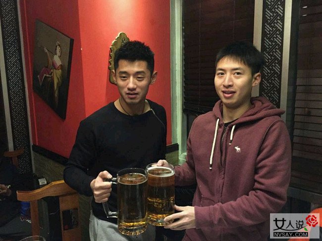 方博黑许魏洲 世界冠军无故躺枪撕逼战遭攻击变网红