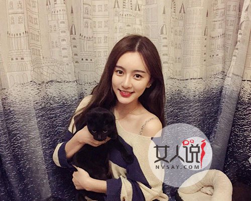 韩国最美女老师颜值高 网评有这样的老师真不忍心翘课