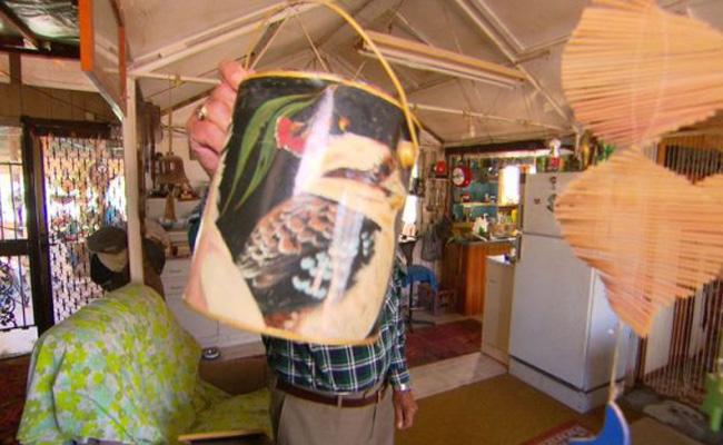 男子买油漆被坑 冷落十二年发现竟藏巨款万万没想到