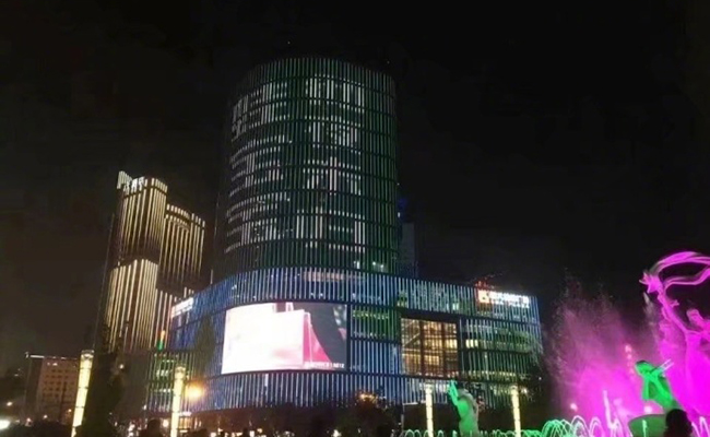 李泽言夫人找蛙什么梗 心疼李泽言多了个绿皮青蛙儿子