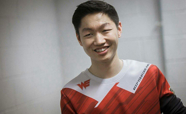 WEcondi为什么叫二狗 向人杰敏敏二狗各种外号来源