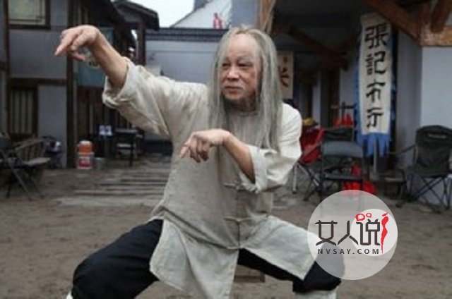 梁小龙告诉你什么叫真功夫。