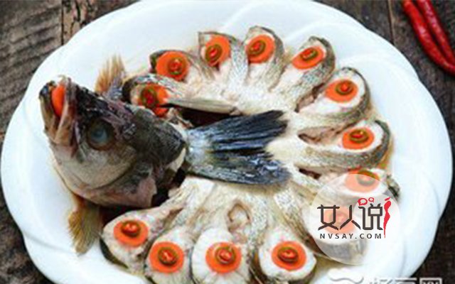 生活小助手:关于清蒸鲈鱼的做法你知道几种?