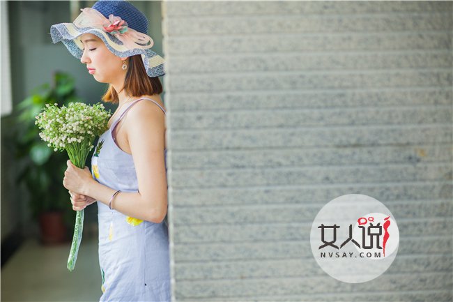 桃花村的女人 夜闯寡妇房内很刺激