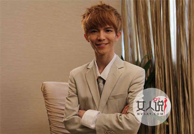 郭敬明戴针织帽疾走 酷帅穿搭霸道总裁范