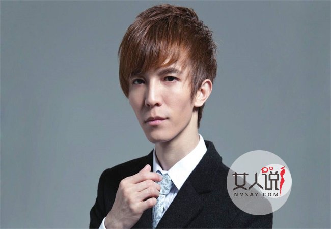 郭敬明戴针织帽疾走 酷帅穿搭霸道总裁范