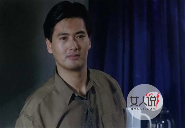 周润发旧照帅气有型 新剧开拍再现感人回忆杀