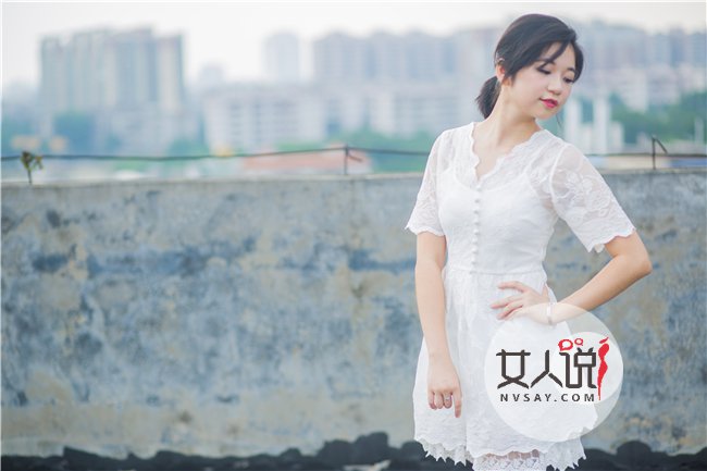 乡村欲爱 睡梦中继父的挑逗让我欲火难忍