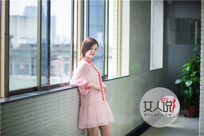 乱欲老婆 在我的面前却含着别人的硕大