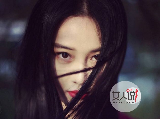 张馨予挑选婴儿床 小腹凸起疑似已有孕在身