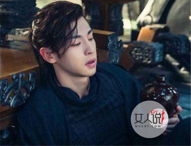 邓伦杨紫发文 邓论一句我娶你透露了两人的关系