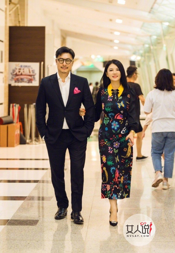 出轨风波将熄？王岳伦15个字解决出轨风波？