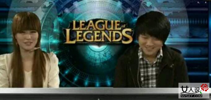 苏小妍和微笑分手原因 直播间现两人罕见合照