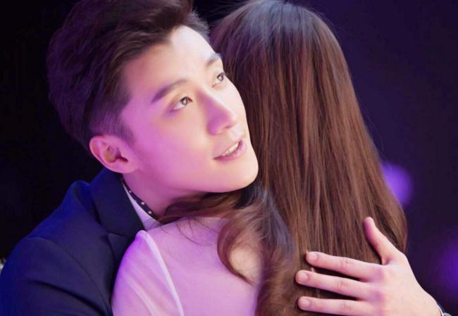 陈乔恩缅怀乔任梁 乔任梁自杀背后原因被揭引人痛心