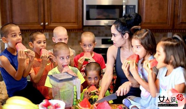 美国女子生8胞胎 庞大抚养费让其苦不堪言濒临破产边缘