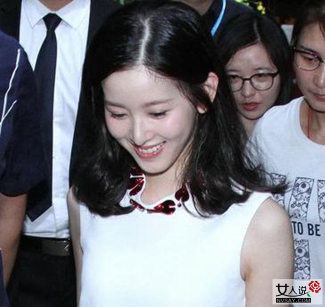 奶茶妹妹排场大 少女变辣妈甜笑姿色不减当年秒杀众宅男