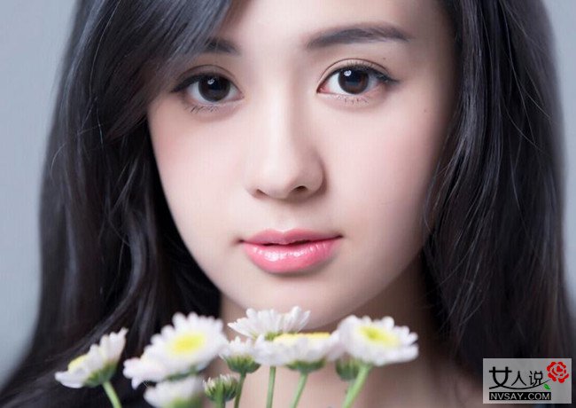 郑合惠子不雅照是真有吗 郑合惠子真实资料背景让人好奇