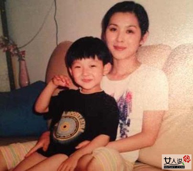 赵一铭女友是谁 中国花美男赵一铭雌雄同体家庭背景曝光