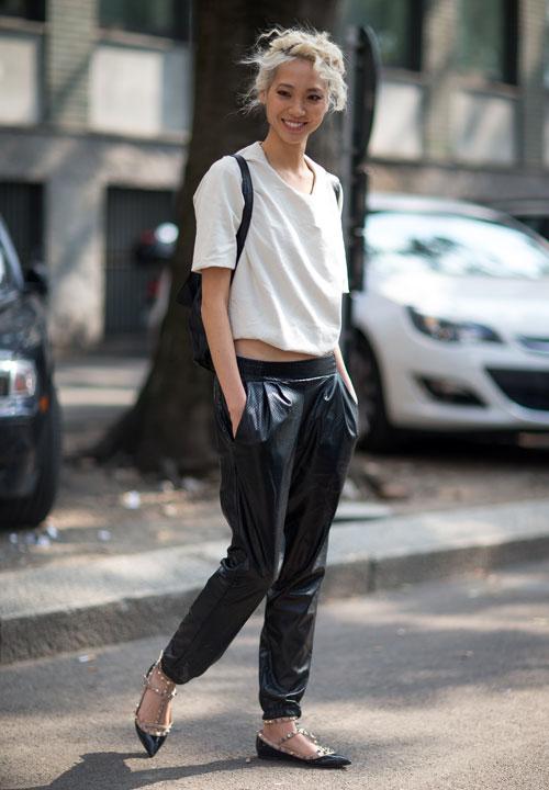 皮裤一点也不俗 我们美着呢!