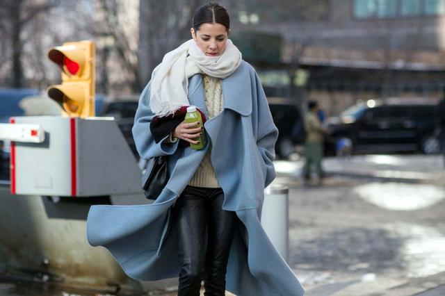 时髦保暖打造黄金比例，一条围巾满足你的N个愿望！