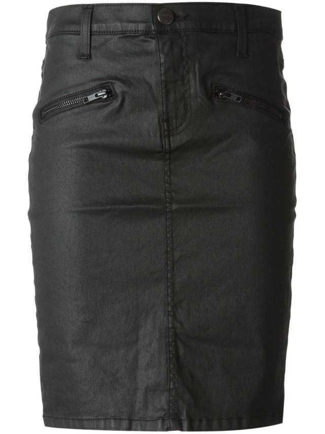 这件涂漆裙配毛衣美翻了